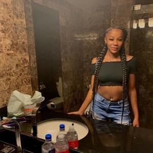 Meet your Posher, Kiara